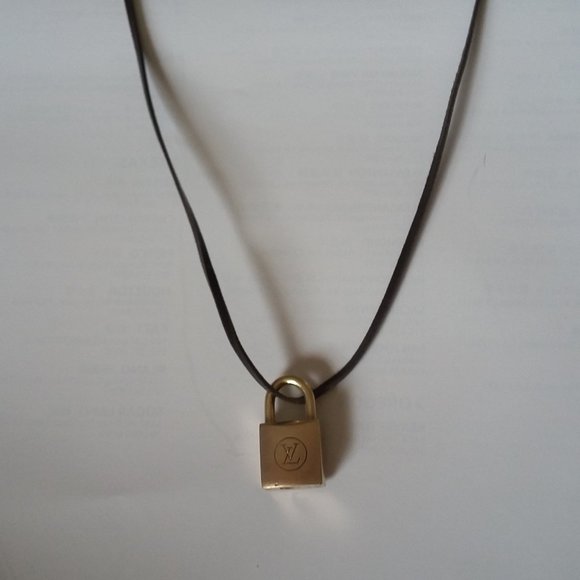 Rare Vintage Unisex Lock Charm Can Wear as Necklace Pendant Choker Apple iPhone - Picture 5 of 8